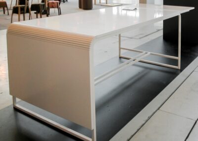 Spisebord i hvidlakeret MDF - Design Made by Makers